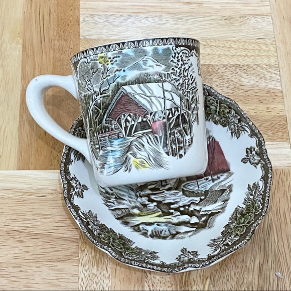 Vintage Johnson Bros The Friendly Village The Ice House Mug and Saucer Set - Picture 2 of 12